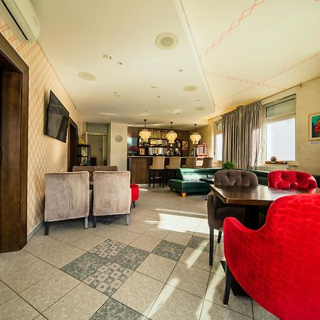 Hotel Maj Inn มอร์าฟสเก-ตอปลิตเซ ภายนอก รูปภาพ