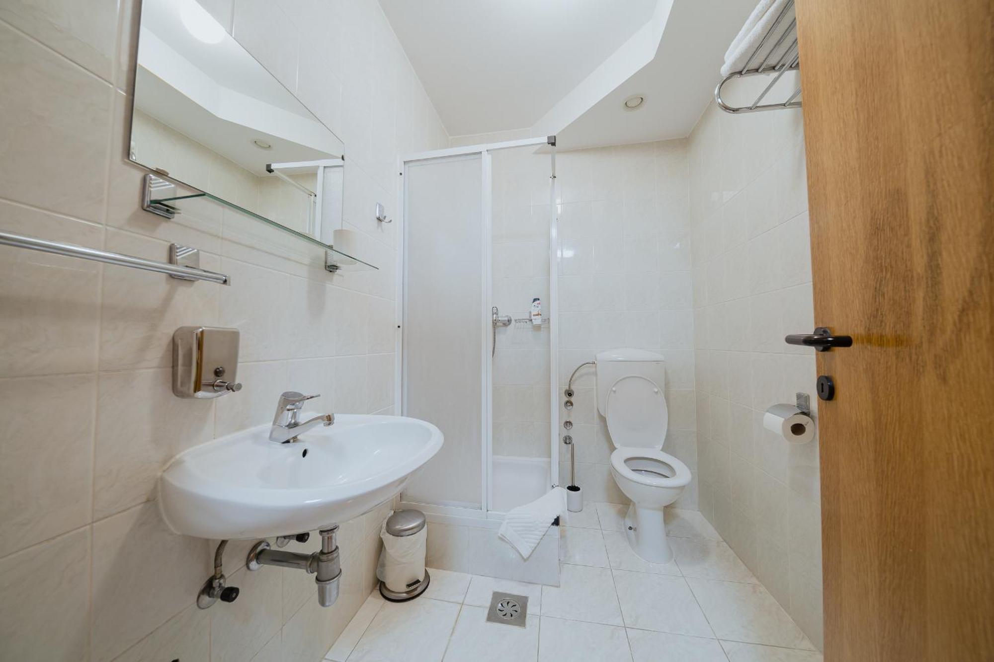 Hotel Maj Inn มอร์าฟสเก-ตอปลิตเซ ภายนอก รูปภาพ