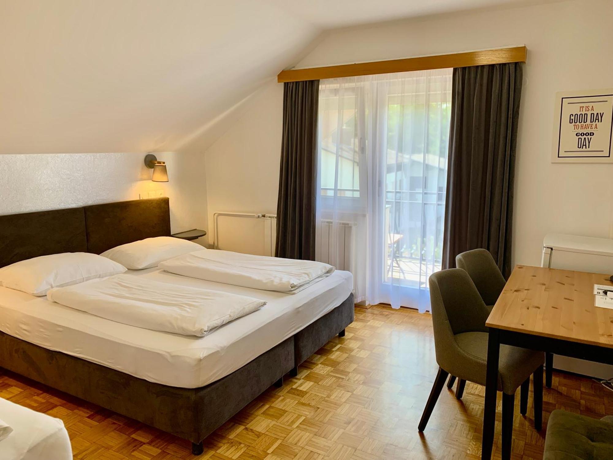 Hotel Maj Inn มอร์าฟสเก-ตอปลิตเซ ภายนอก รูปภาพ